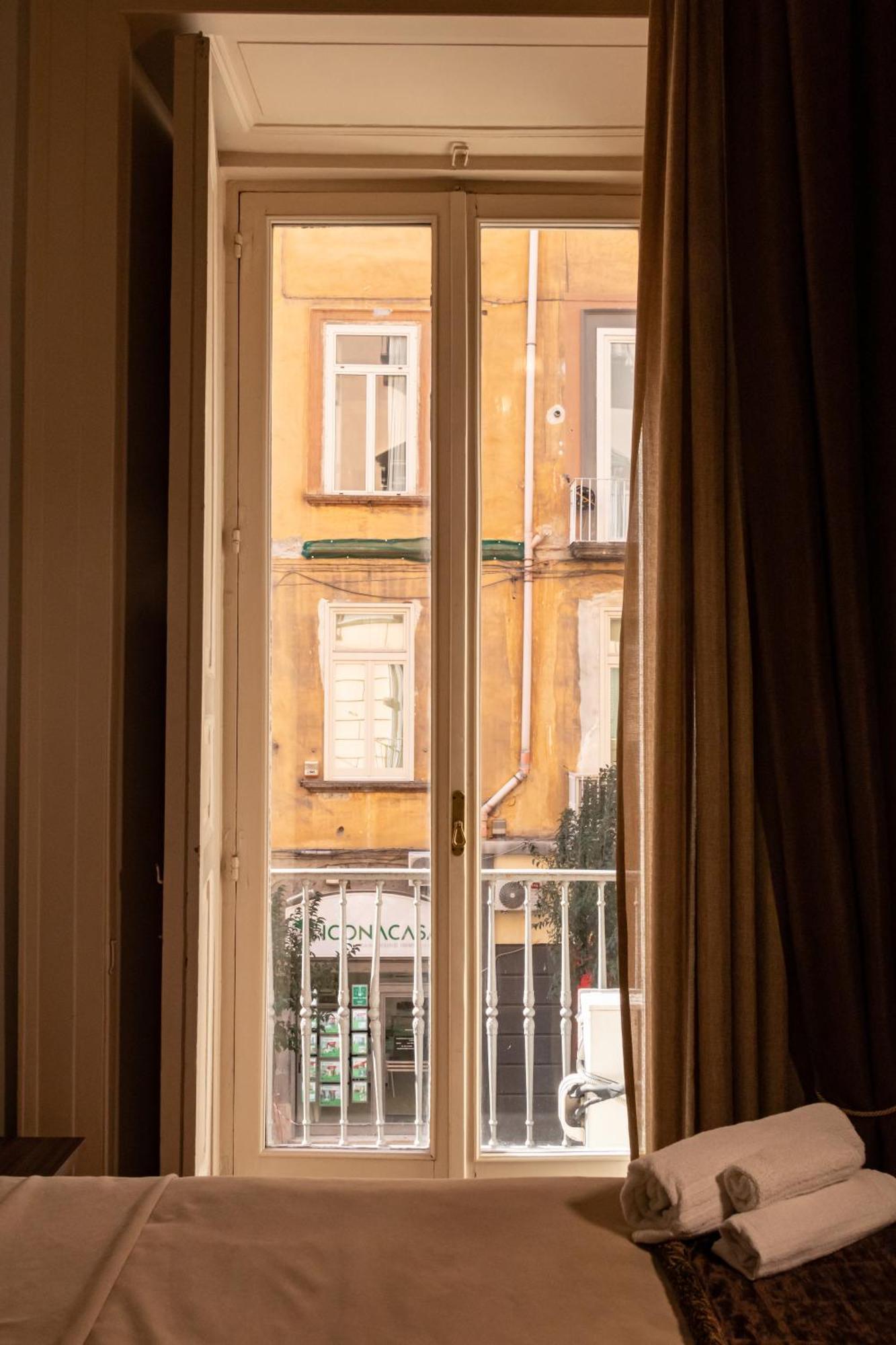 Duomo Luxury Suites Naples Exterior photo