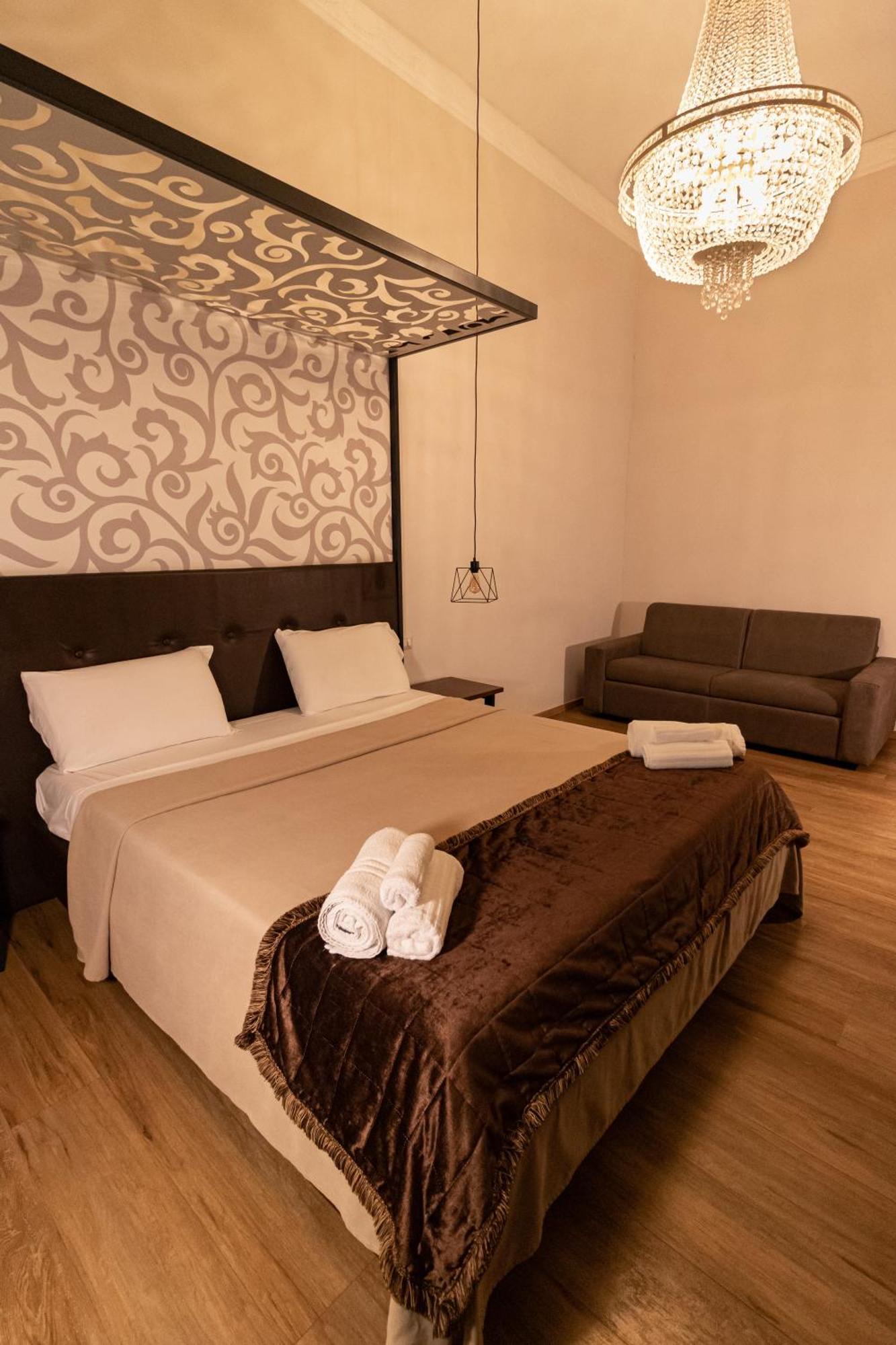 Duomo Luxury Suites Naples Exterior photo