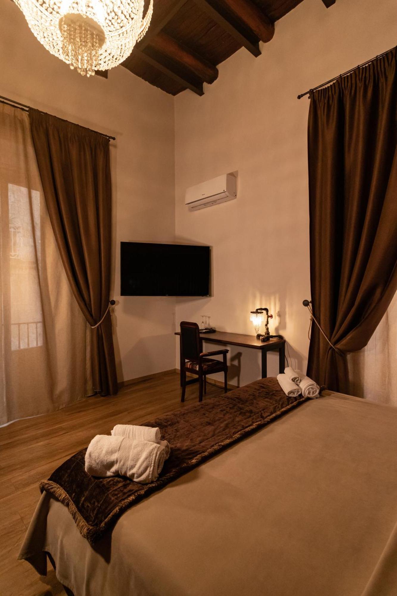 Duomo Luxury Suites Naples Exterior photo